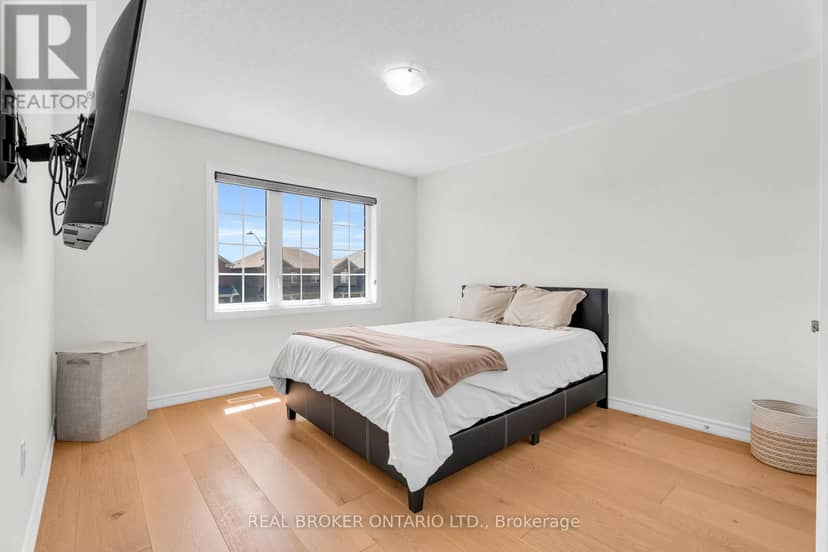125 Werry Avenue — photo 29 of 36