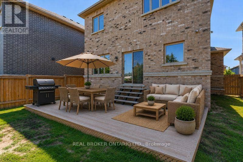 125 Werry Avenue — photo 34 of 36