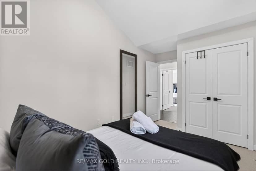 1011 Ridgeline Drive — photo 31 of 40