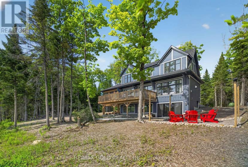 1011 Ridgeline Drive, Lake of Bays, photo 3