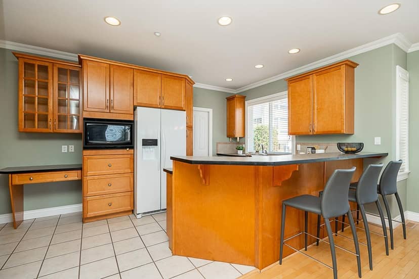 15645 PACIFIC AVENUE, White Rock, photo 5