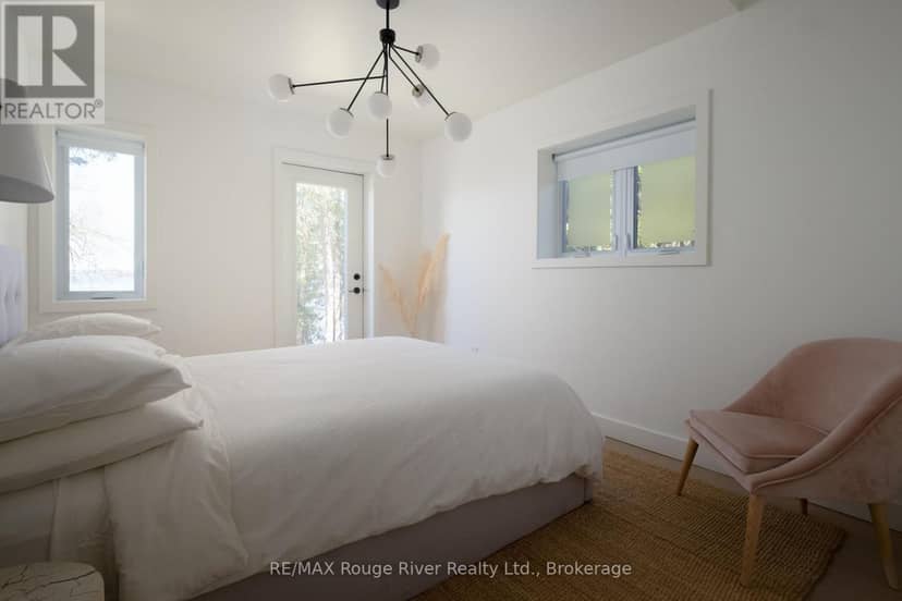 440 - 5427 Young Street — photo 23 of 40