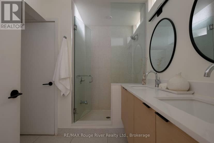 440 - 5427 Young Street — photo 25 of 40