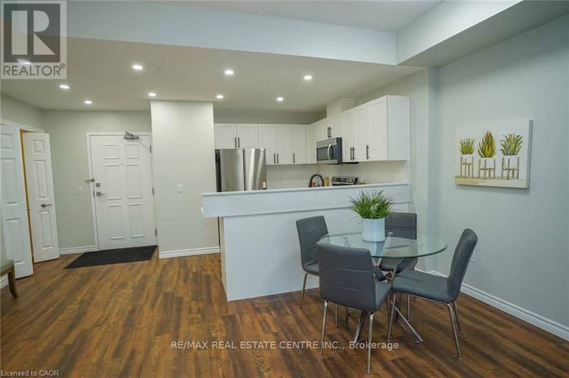 107 - 7 Kay Crescent — photo 22 of 40