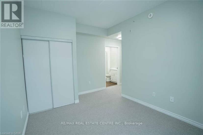 107 - 7 Kay Crescent — photo 32 of 40