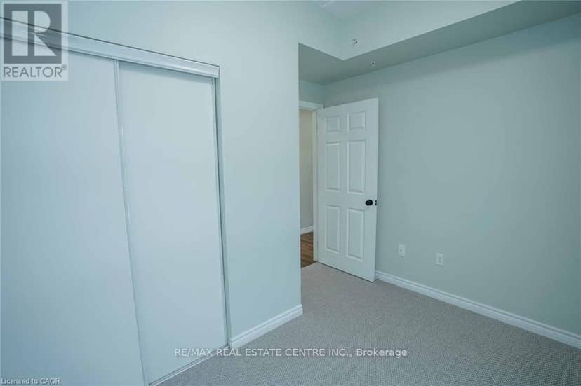 107 - 7 Kay Crescent — photo 36 of 40