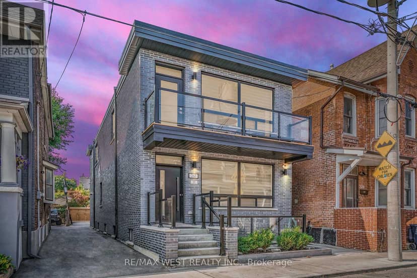 268 Sterling Road, Toronto, photo 2