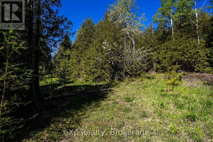 205 East Road — photo 8 of 25