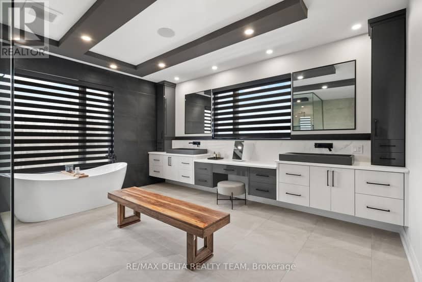 663 Ballycastle Crescent — photo 36 of 40