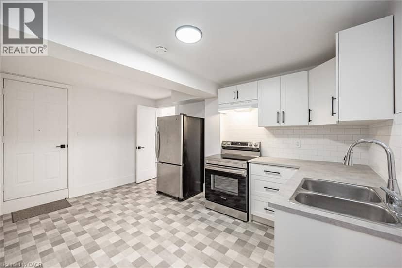 175 BLUEBELL Crescent — photo 40 of 40