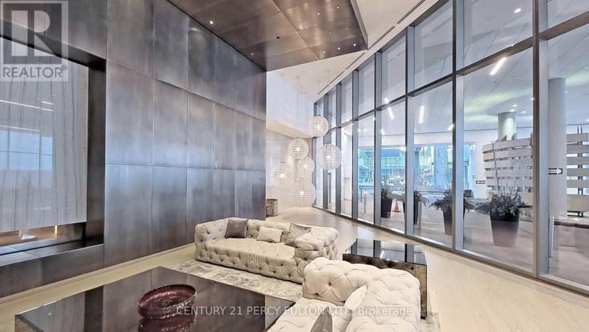 6901 - 100 Harbour Street — photo 37 of 40
