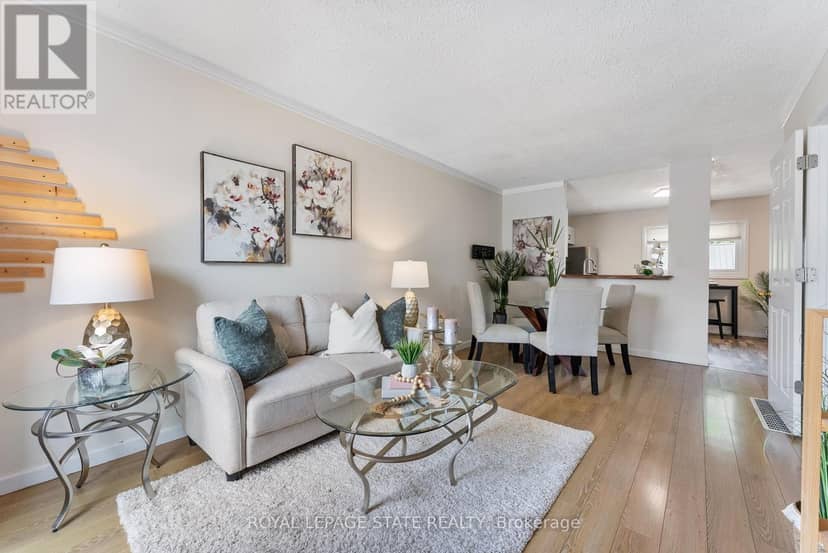 544 Mary Street — photo 4 of 20