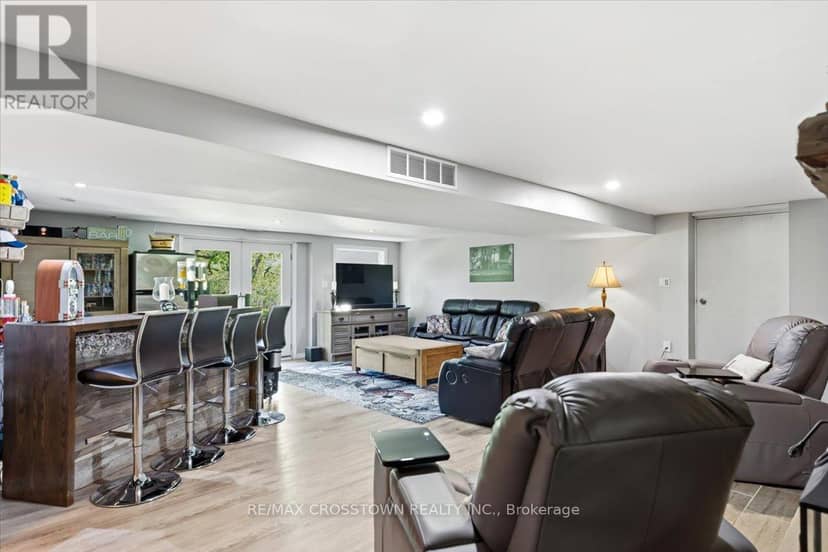 1074 Millhaven Road — photo 32 of 40