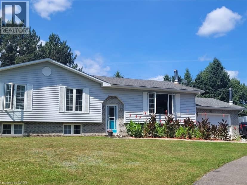 1719 WESLEMKOON LAKE Road, Gilmour, photo 3