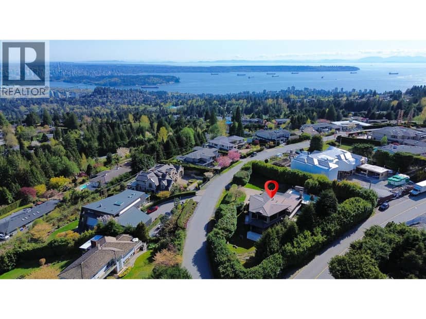 1109 HILLSIDE ROAD, West Vancouver, photo 3