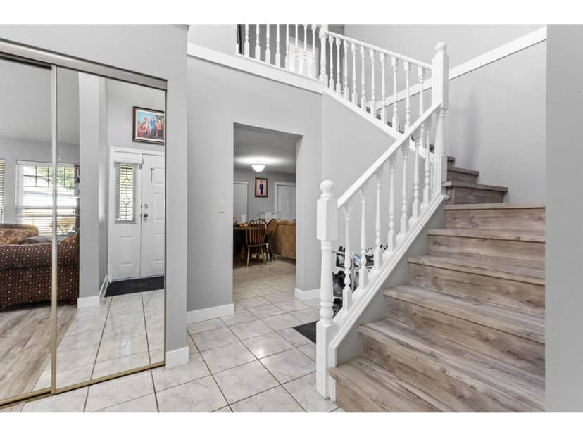 13278 98 AVENUE, Surrey, photo 2