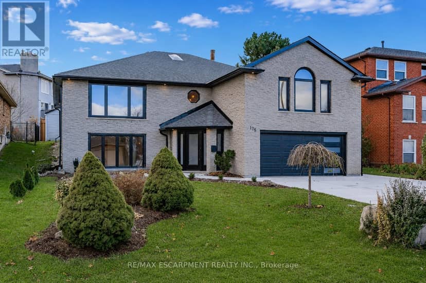 175 Bluebell Crescent — photo 1 of 40