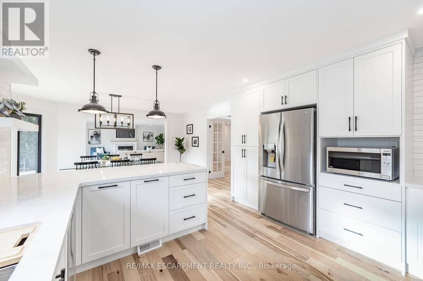 175 Bluebell Crescent — photo 18 of 40