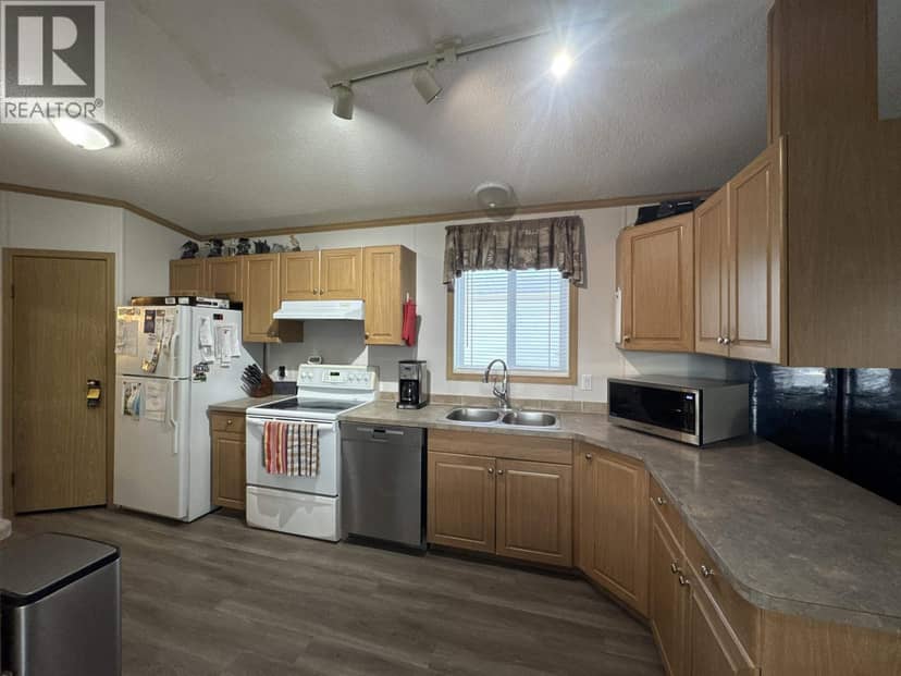 10495 102 STREET, Taylor, photo 4