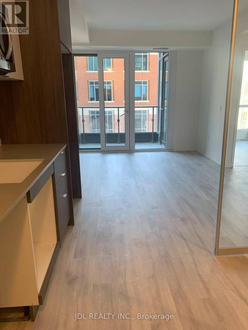 701 - 70 Princess Street — photo 13 of 23