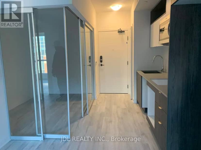 701 - 70 Princess Street — photo 8 of 23
