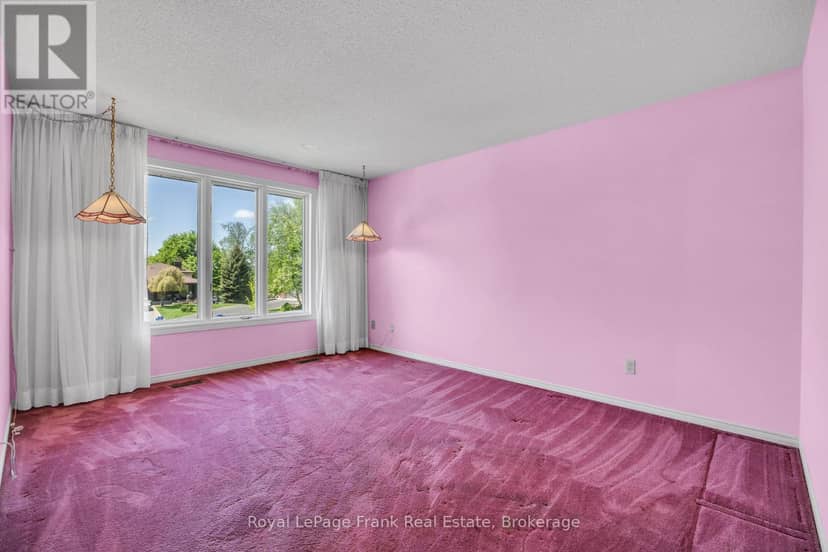 311 Cumberland Court — photo 5 of 24