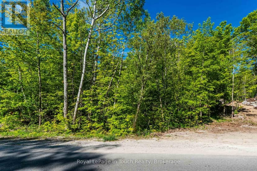 1536 Champlain Road — photo 12 of 12
