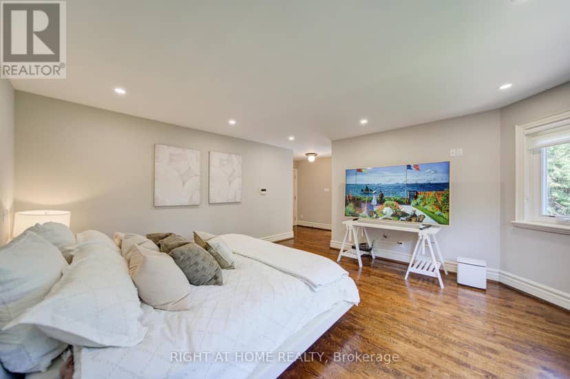 99 Naughton Drive — photo 38 of 40