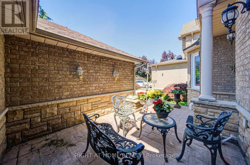 99 Naughton Drive — photo 4 of 40