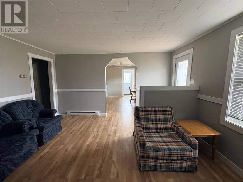 259 Main Road — photo 16 of 40