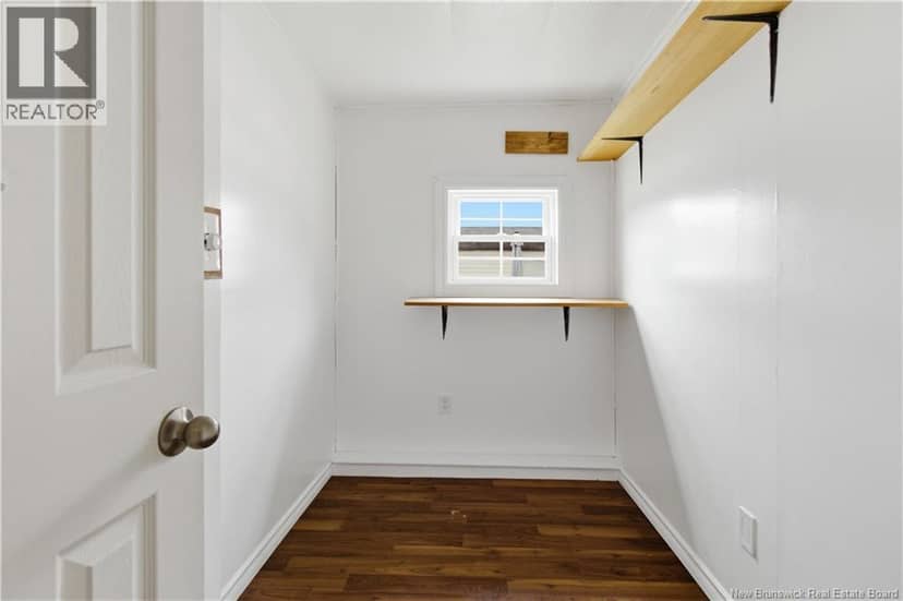 209 Moore Street — photo 11 of 31