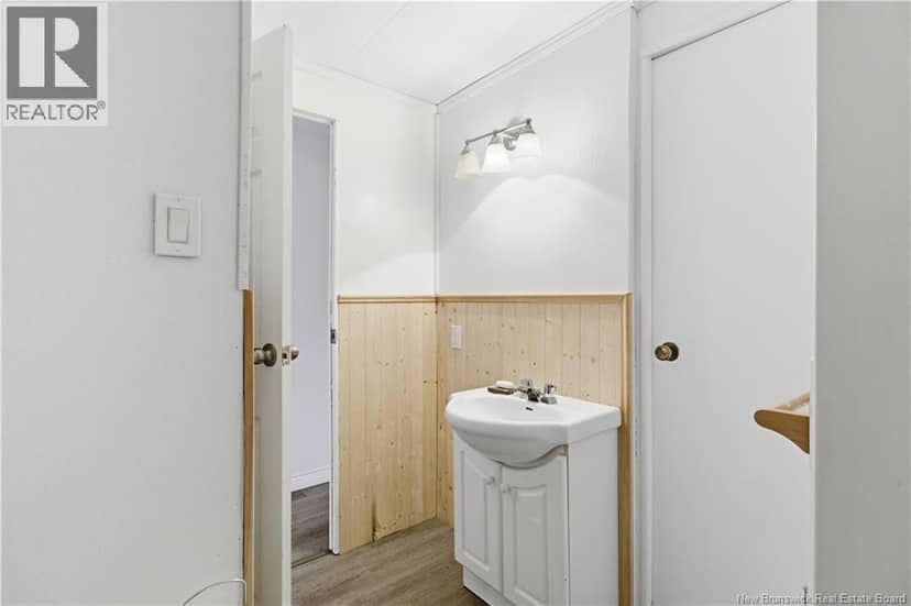 209 Moore Street — photo 13 of 31