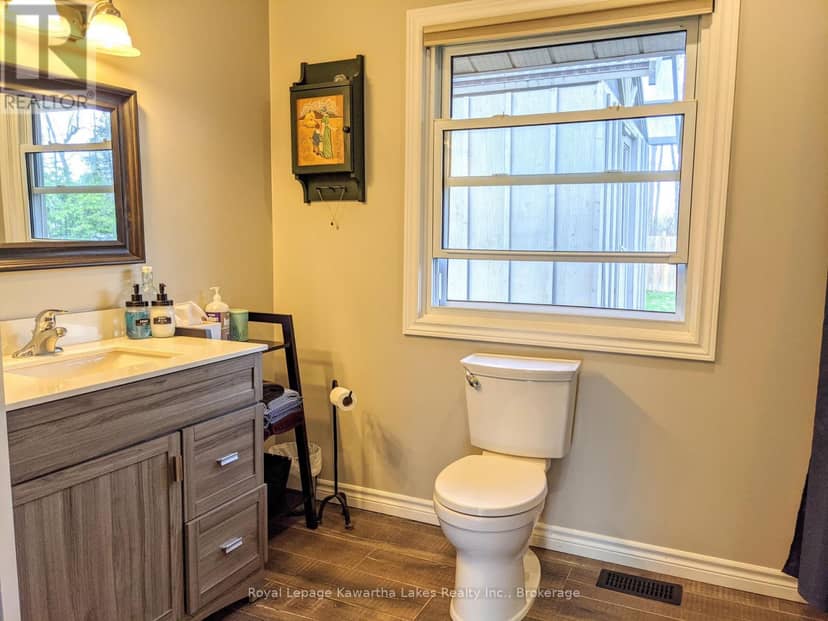 21 Pleasure Street — photo 13 of 25