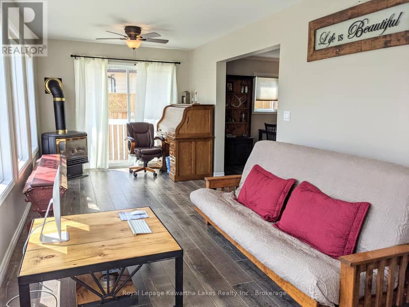 21 Pleasure Street — photo 16 of 25