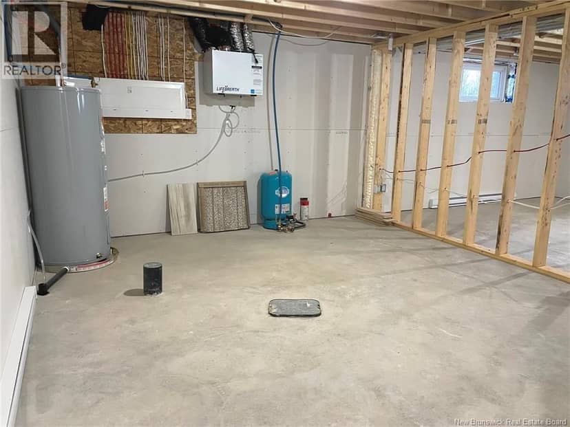 44 Parker Road — photo 17 of 19