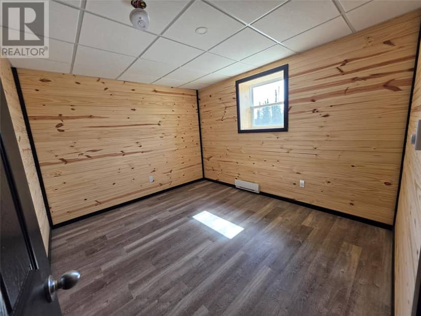 156666 Throne Lake — photo 14 of 18