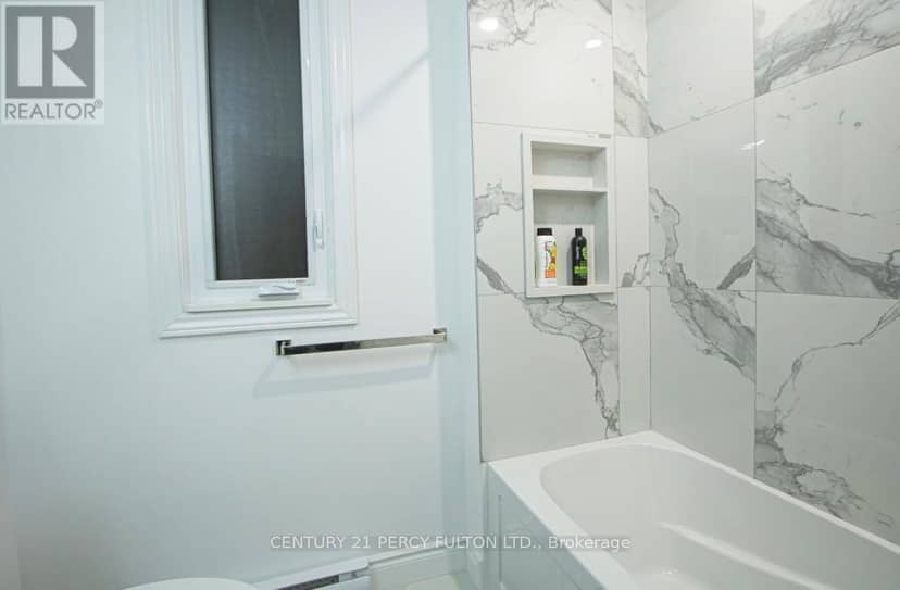 140 Ridout Street S — photo 11 of 30