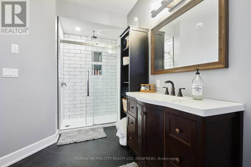 782 Bruce Street — photo 22 of 40