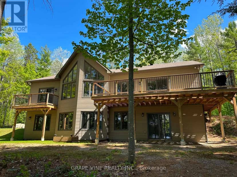 424 Lakewoods Drive — photo 5 of 29