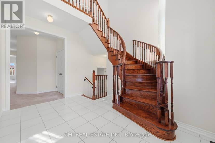144 Gold Park Gate — photo 7 of 40