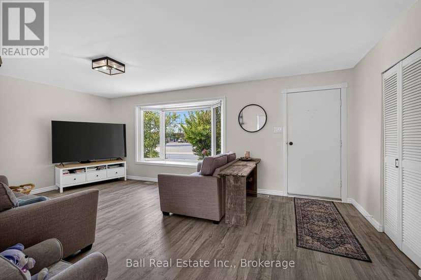 5 Chippewa Avenue — photo 3 of 37