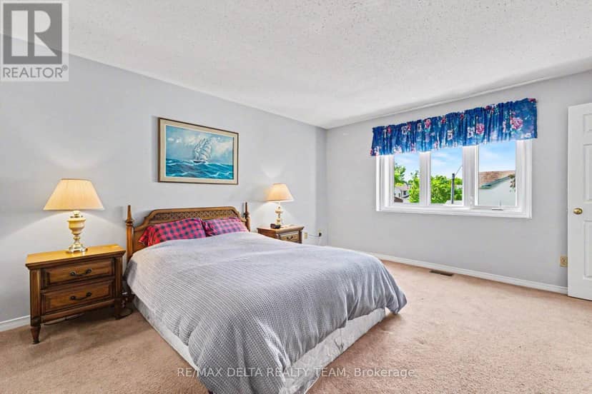 27 Bramblegrove Crescent — photo 9 of 24
