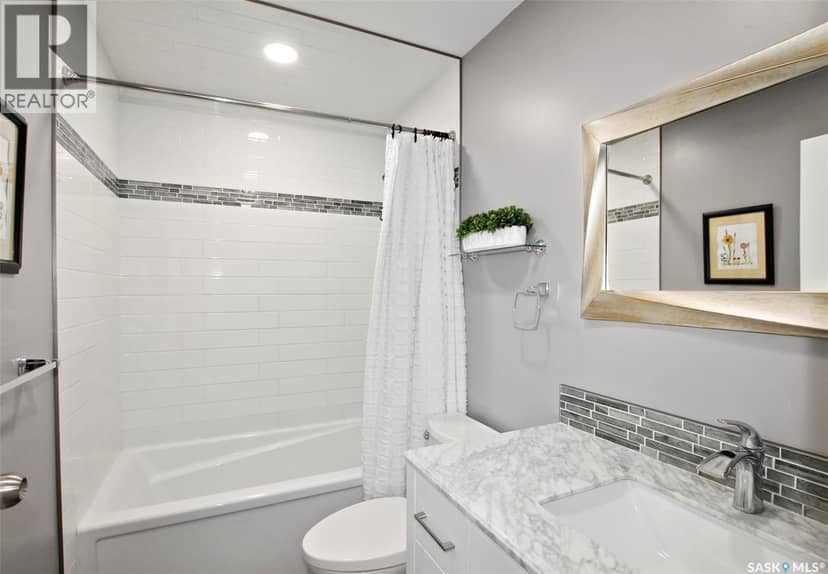 351 4th AVENUE NW — photo 11 of 27