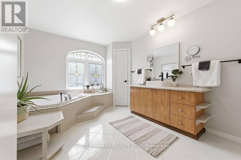 89 Hillcrest Avenue — photo 17 of 40