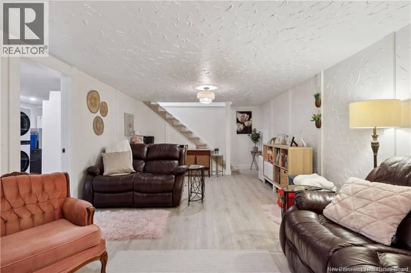 58 Briarwood — photo 32 of 36