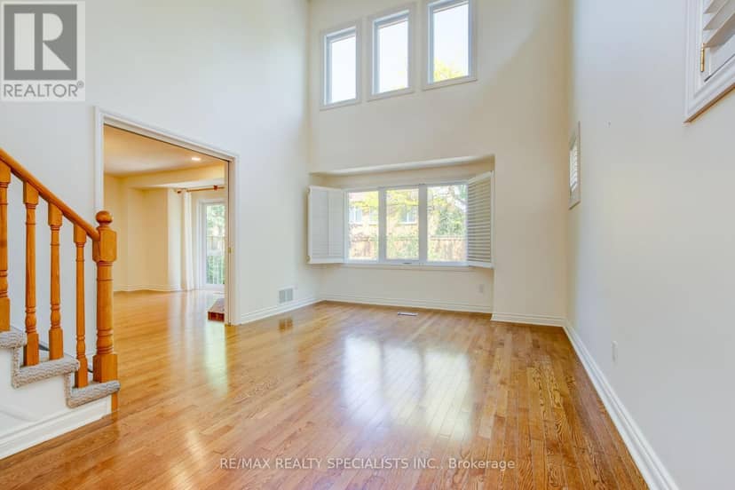 66 - 5480 Glen Erin Drive — photo 10 of 40