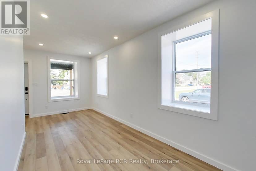 563 7th Avenue — photo 21 of 40