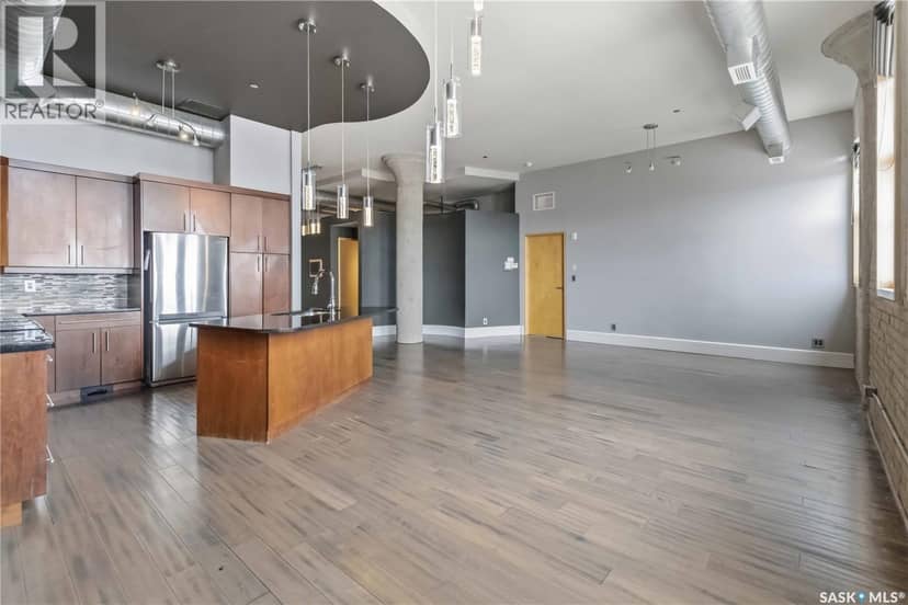 404 73 24th STREET E — photo 12 of 30