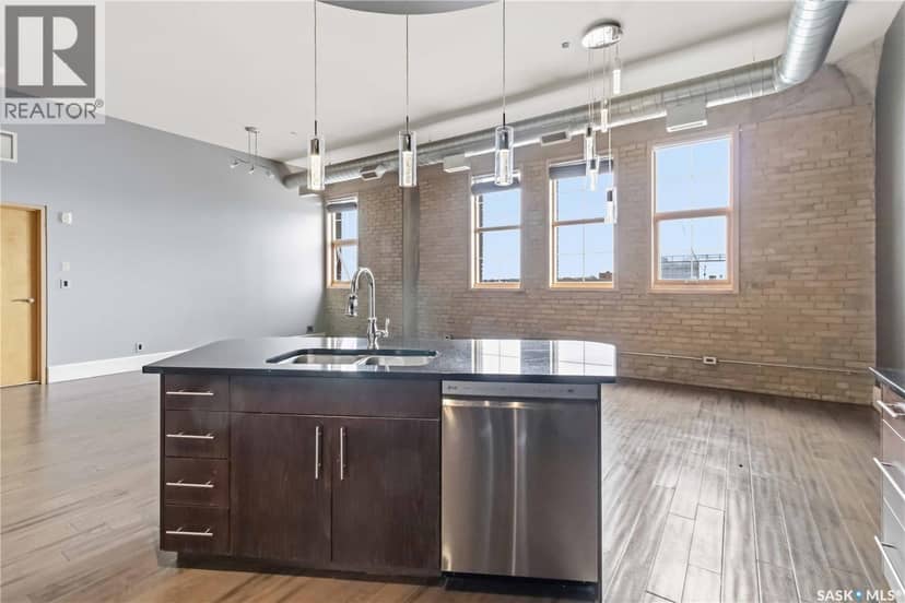 404 73 24th STREET E — photo 14 of 30
