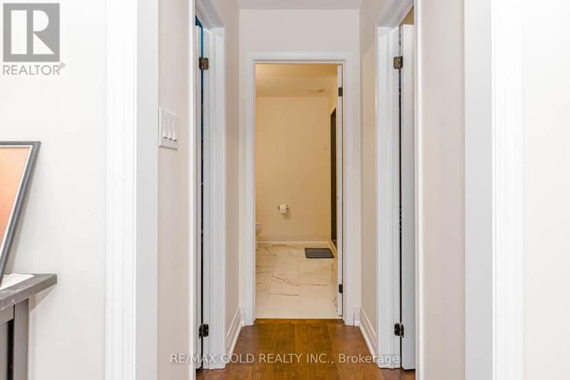 9 Burgess Crescent — photo 29 of 40
